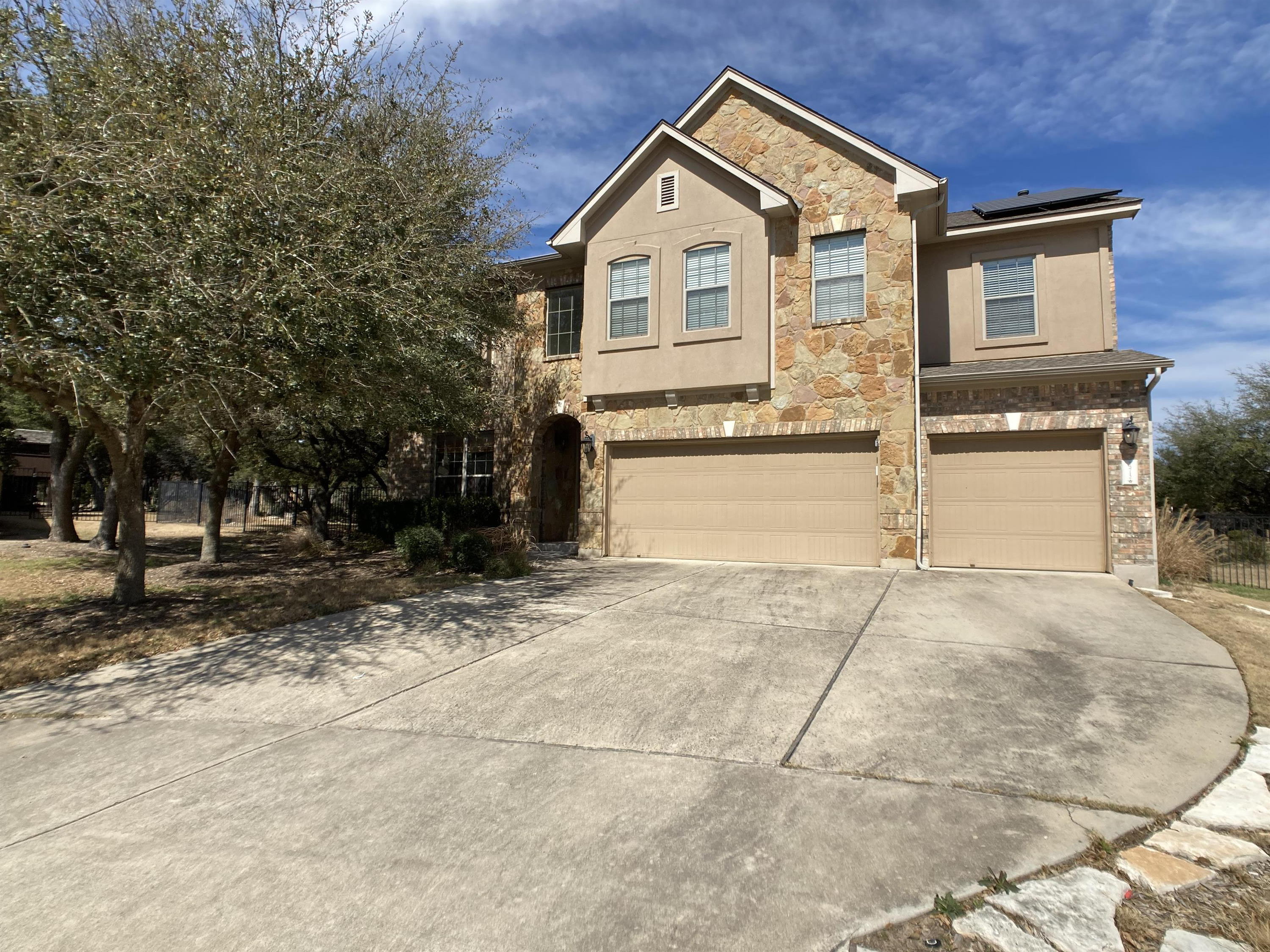 15712 Sayan Cove